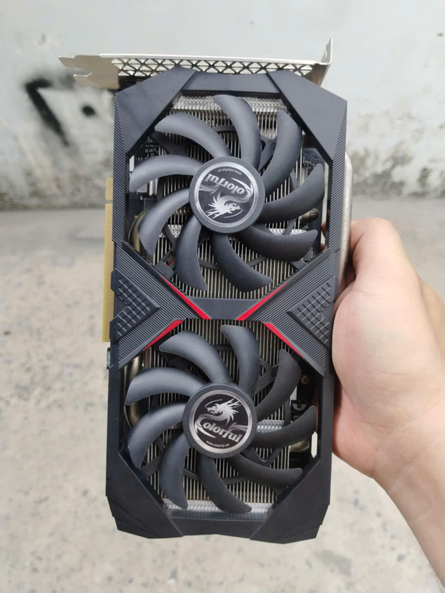 Colorful RTX 2060 đã quả sử dụng 90% nguyên zin , chưa qua sửa chữa Colorful RTX 2060 đã quả sử dụng 90% nguyên zin , chưa qua sửa chữa